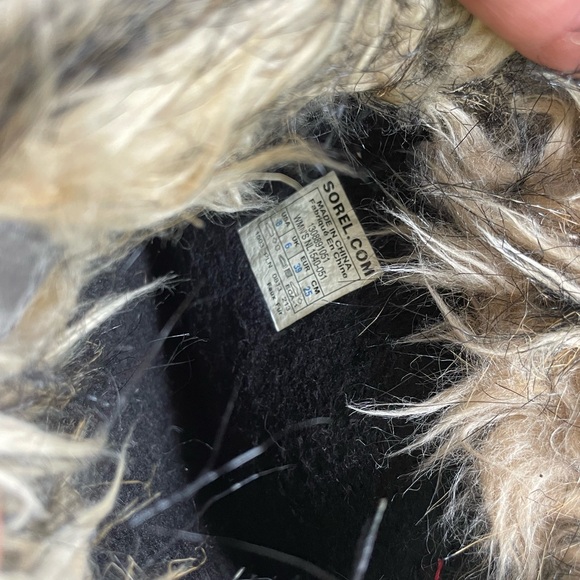 Sorel Joan of Arctic Black and Gray Winter Boots with Faux Fur Trim - Picture 7 of 14